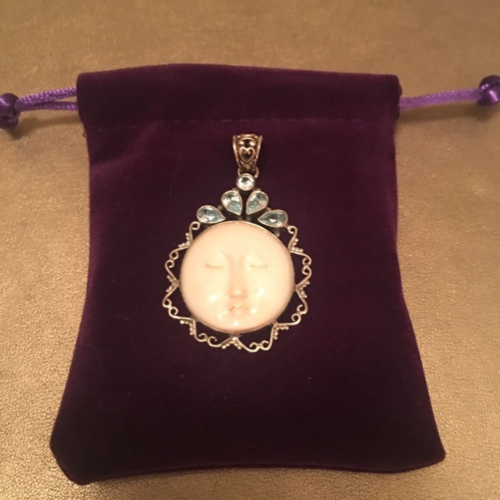 Pendant